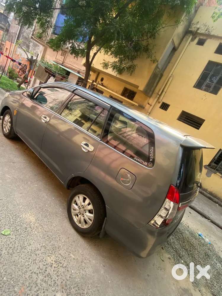 Toyota Innova 2010 Diesel 145000 Km Driven