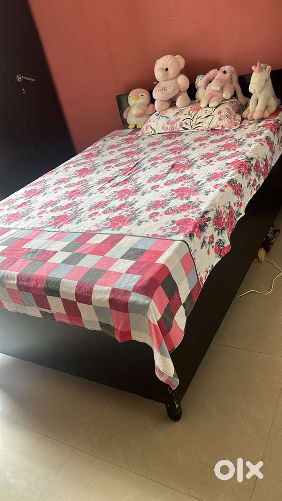 Single bed