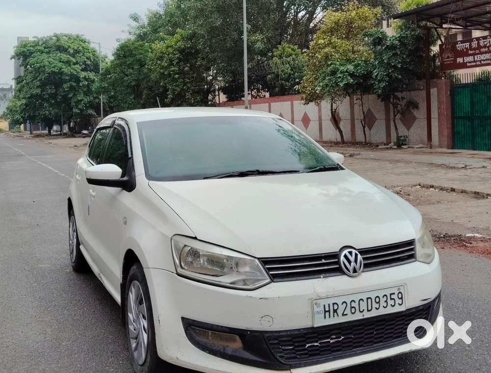Volkswagen Polo Petrol Comfortline 1.2l, 2014, Cng & Hybrids