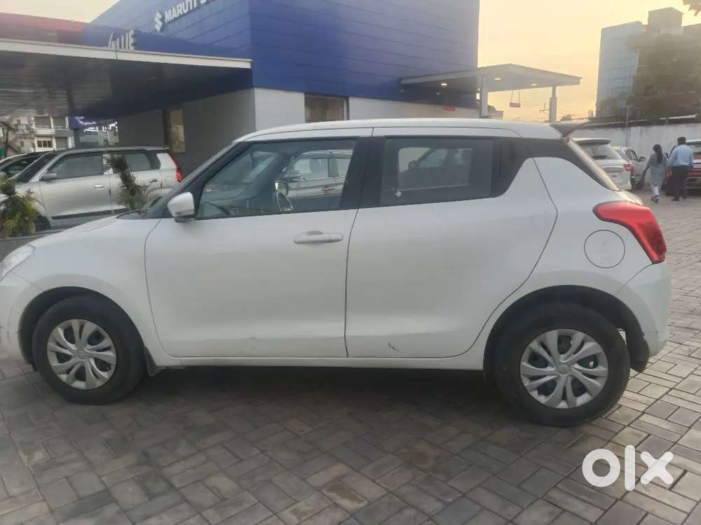 Maruti Suzuki Swift Vxi 2019