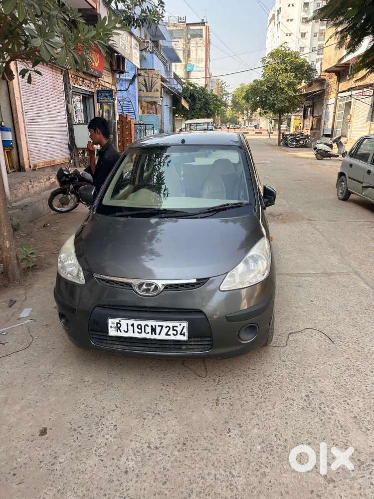 Aone Condition No Mistake 85000 Km Running Cng With Petrol