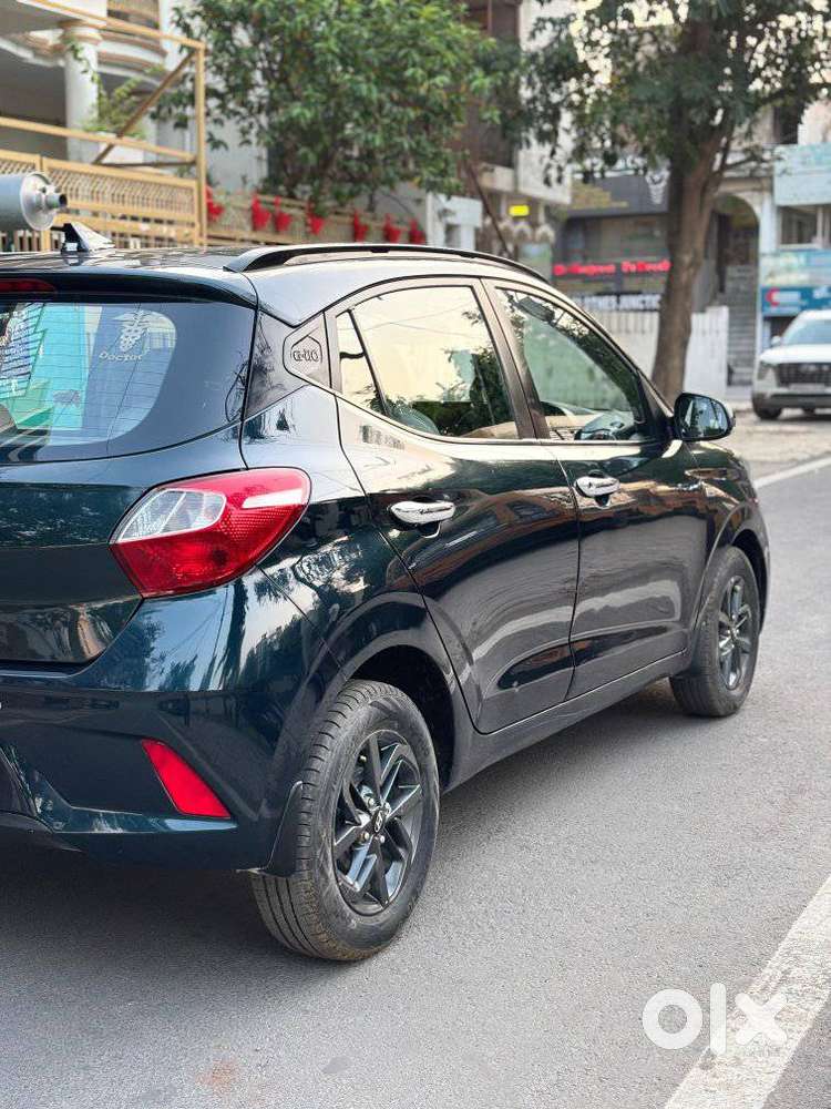 Hyundai Grand I10 Nios Sportz 1.2 At, 2020, Petrol