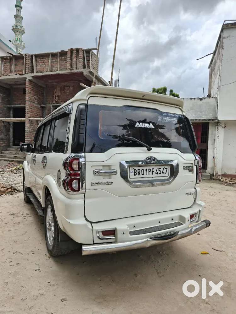 Mahindra Scorpio S10 Diesel 2015