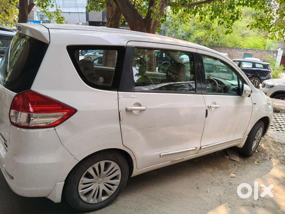 Maruti Suzuki Ertiga Vxi Shvs, 2012, Petrol