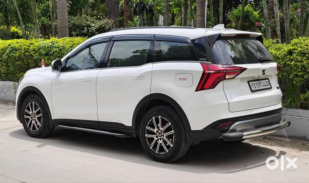 Mahindra Xuv700 2.0 Ax 7 Petrol At Luxury Pack Str, 2022, Petrol