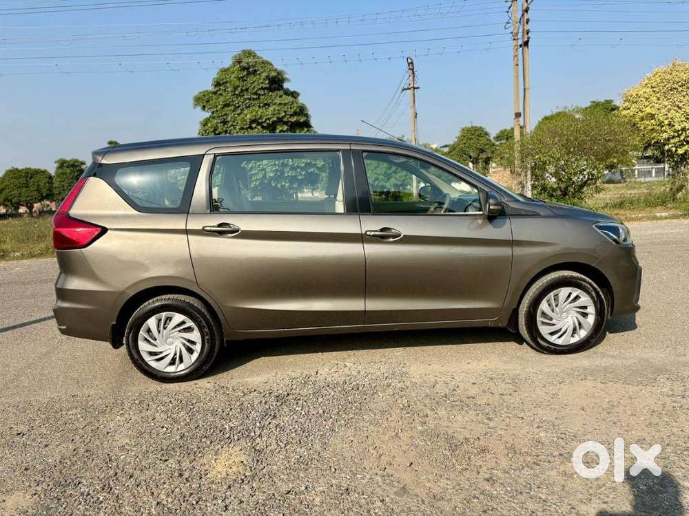 Maruti Suzuki Ertiga Vxi Shvs, 2021, Petrol