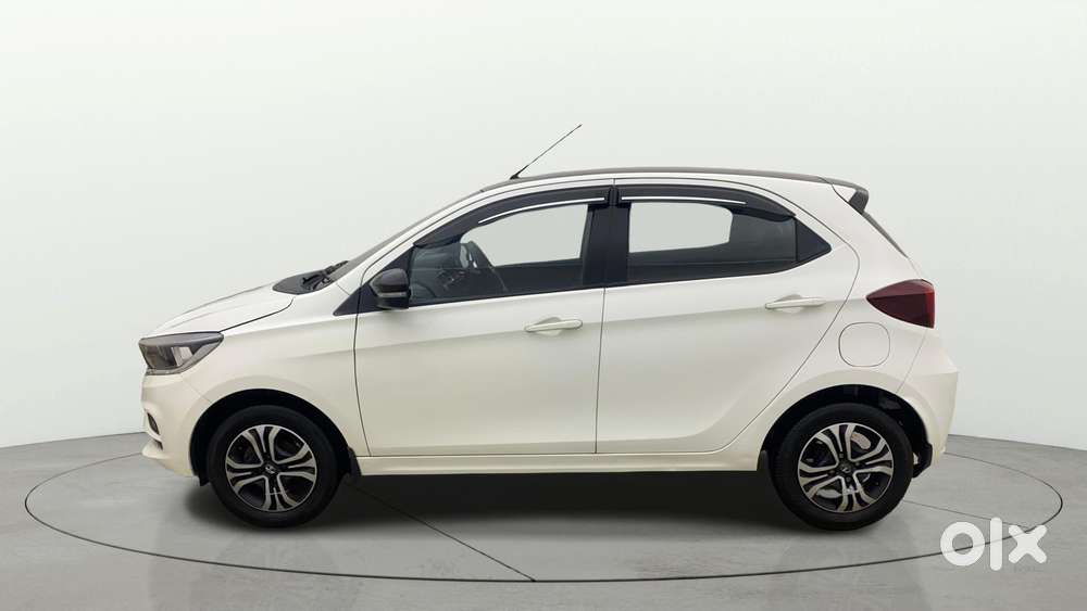 Tata Tiago 1.05 Revotorq Xt, 2023, Petrol