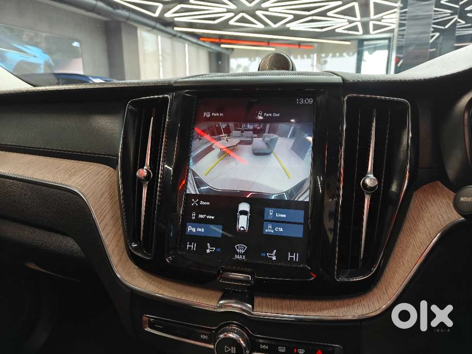 Volvo Xc60 D5 Inscription, 2019, Diesel