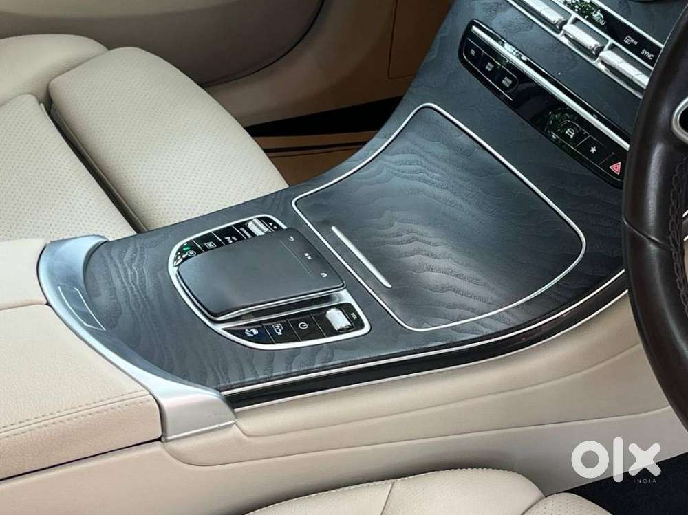 Mercedes-benz Glc Class 200, 2023, Petrol