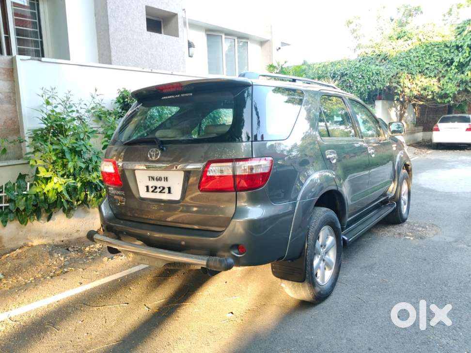 Toyota Fortuner 3.0 4x4 Manual, 2011, Diesel