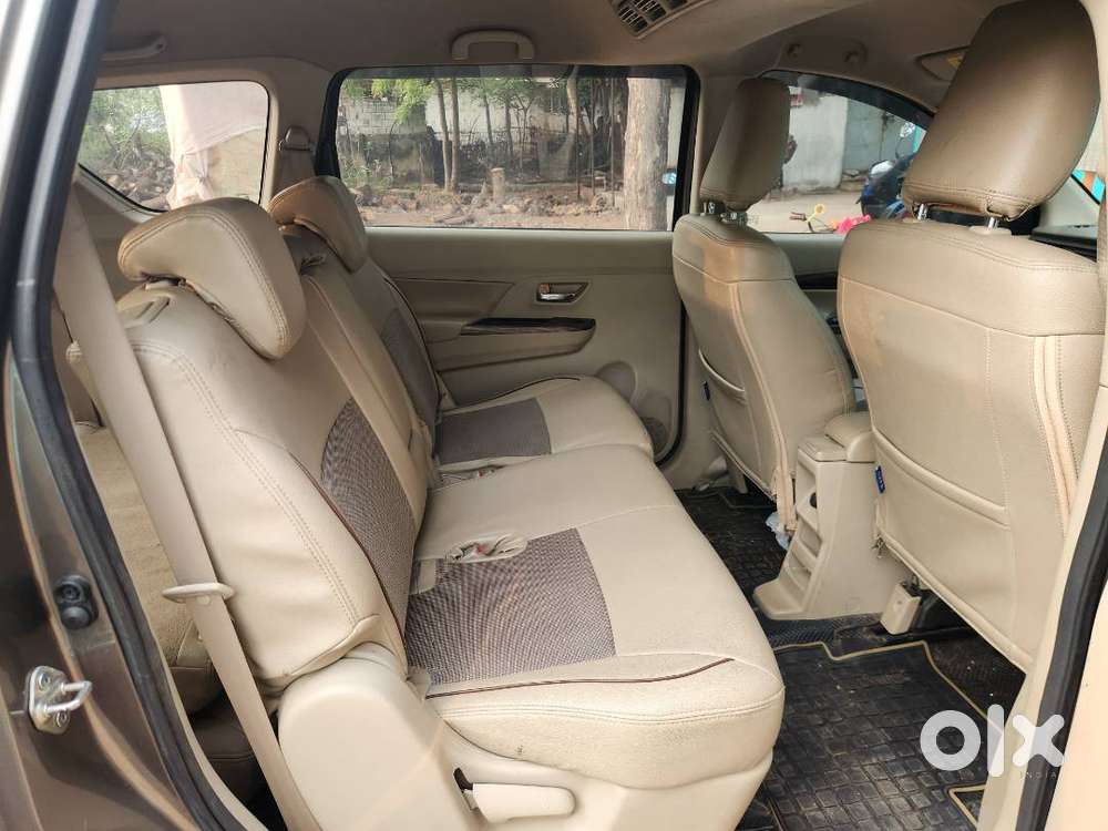 Ertiga Zxi Plus Smart Hybrid, Top End Model