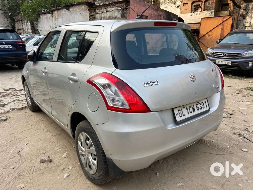 Maruti Suzuki Swift Lxi Optional-o, 2017, Petrol
