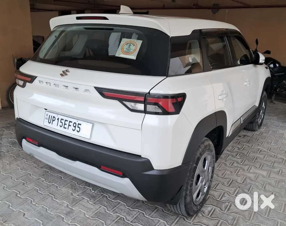Maruti Suzuki Brezza 2023 Petrol 22500 Km Driven