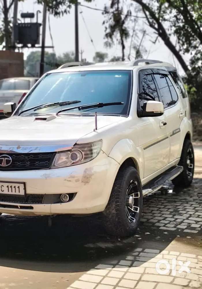 Tata Safari Storme 2013 Diesel 92000 Km Driven