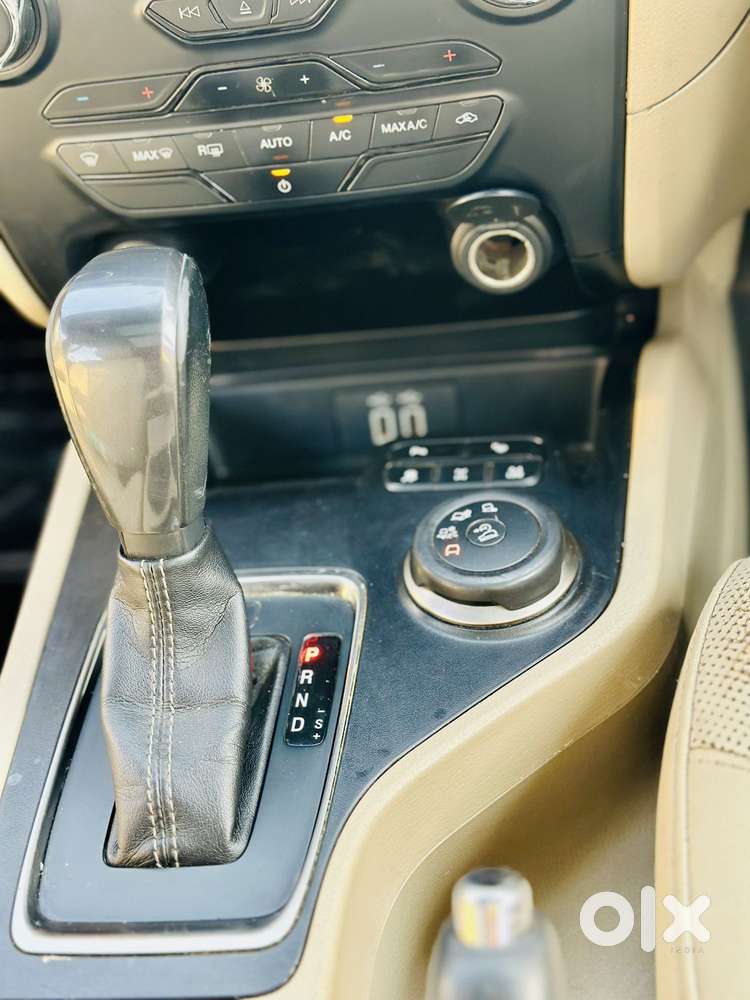 Ford Endeavour 3.2 Titanium Plus 4x4 At, 2017, Diesel