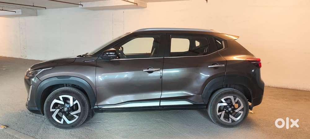 Nissan Magnite 1.0 Xv, 2022, Petrol