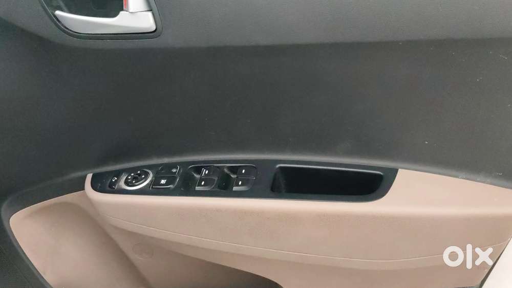 Hyundai Grand I10 1.2 Kappa Vtvt Asta (o) At, 2016, Petrol