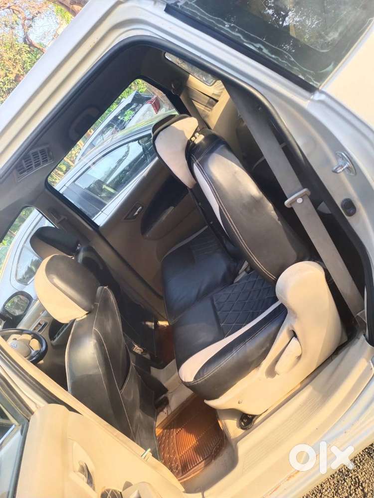 Ertiga Vxi