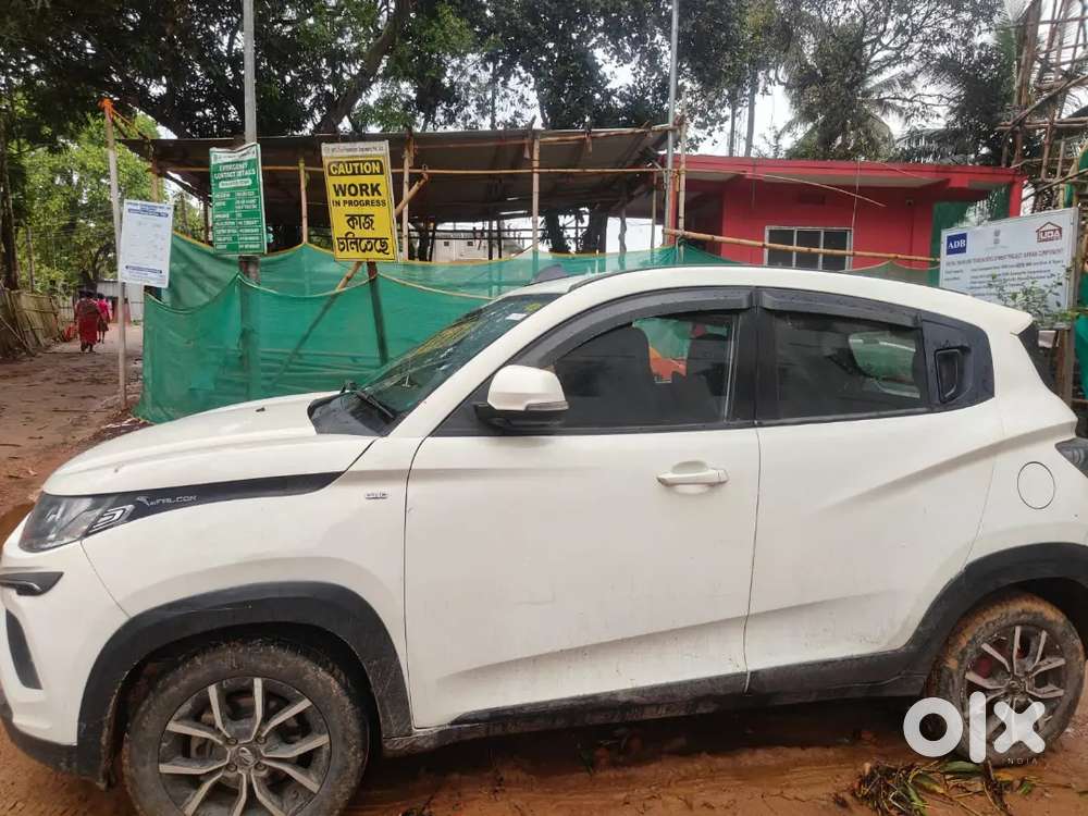 Mahindra Kuv 100 2019