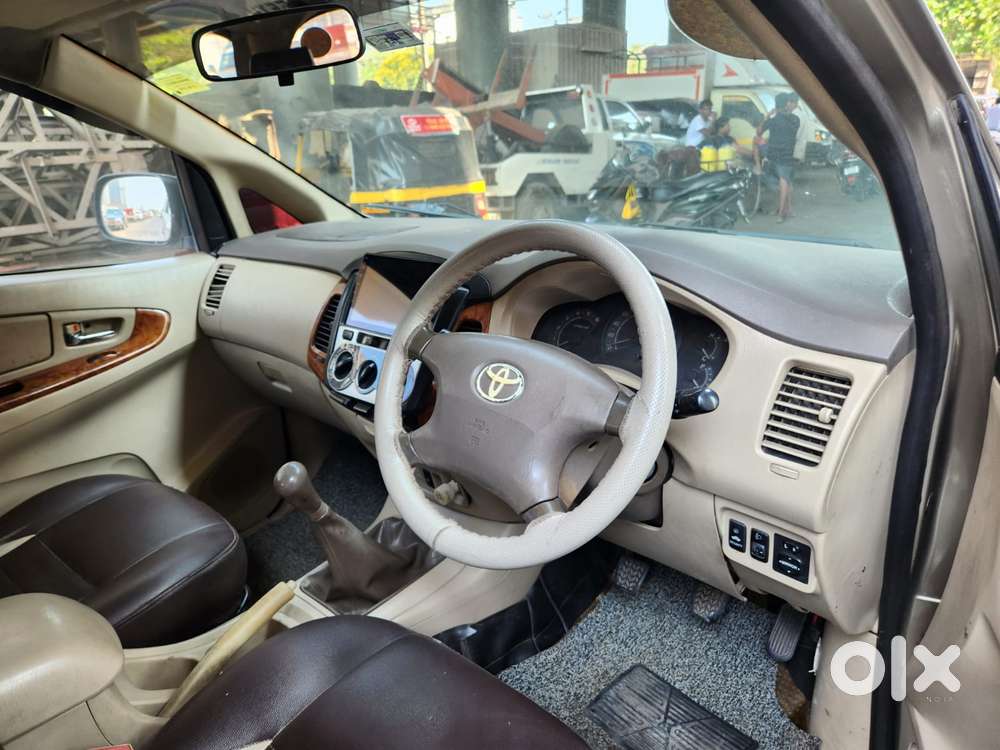 Toyota Innova 2.5 G (diesel) 8 Seater Bs Iv, 2008, Diesel