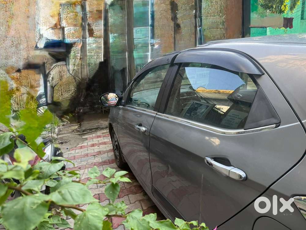 Tata Tiago Petrol Automatic 2018