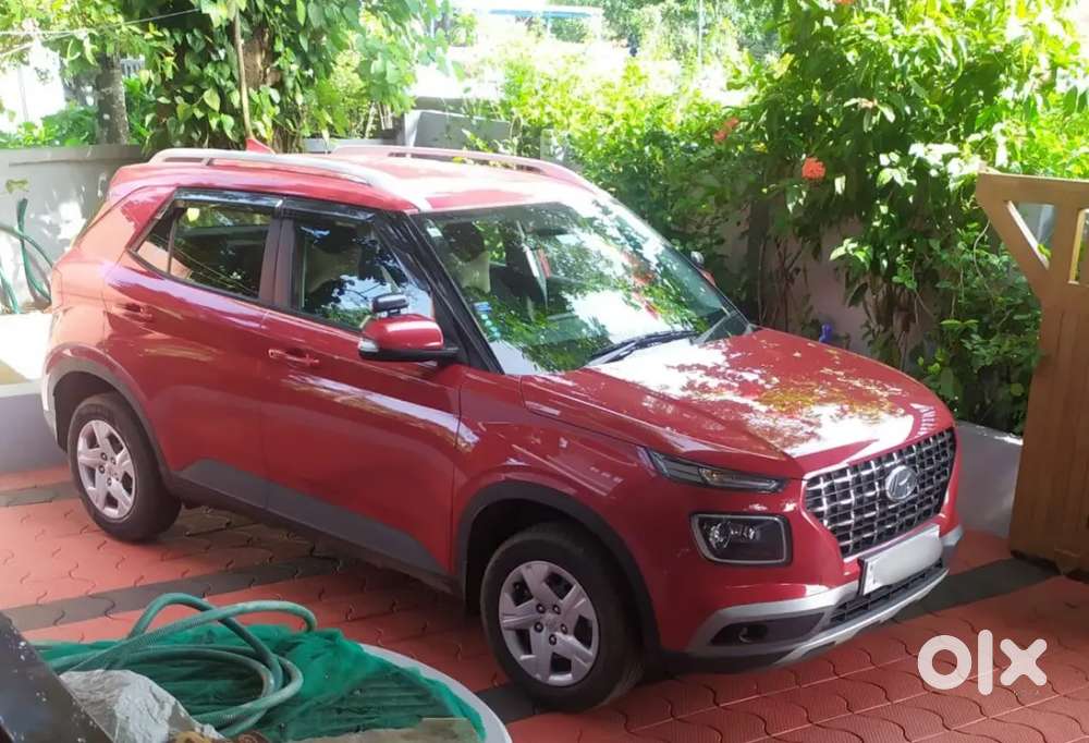 Hyundai Venue S Plus 2021 2nd Owner