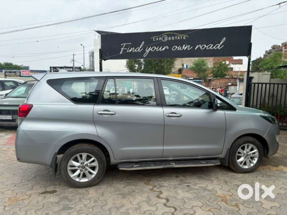 Toyota Innova Crysta 2.8 Gx At, 2017, Diesel