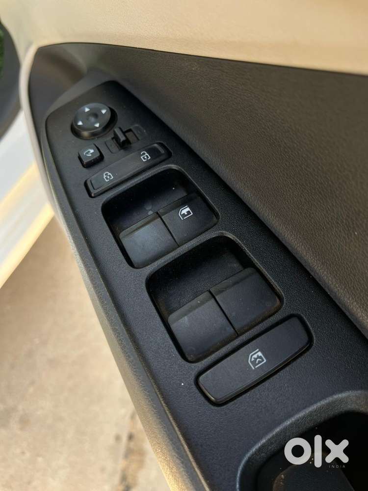 Tata Nexon 1.2 Revotron Xz Plus, 2022, Petrol