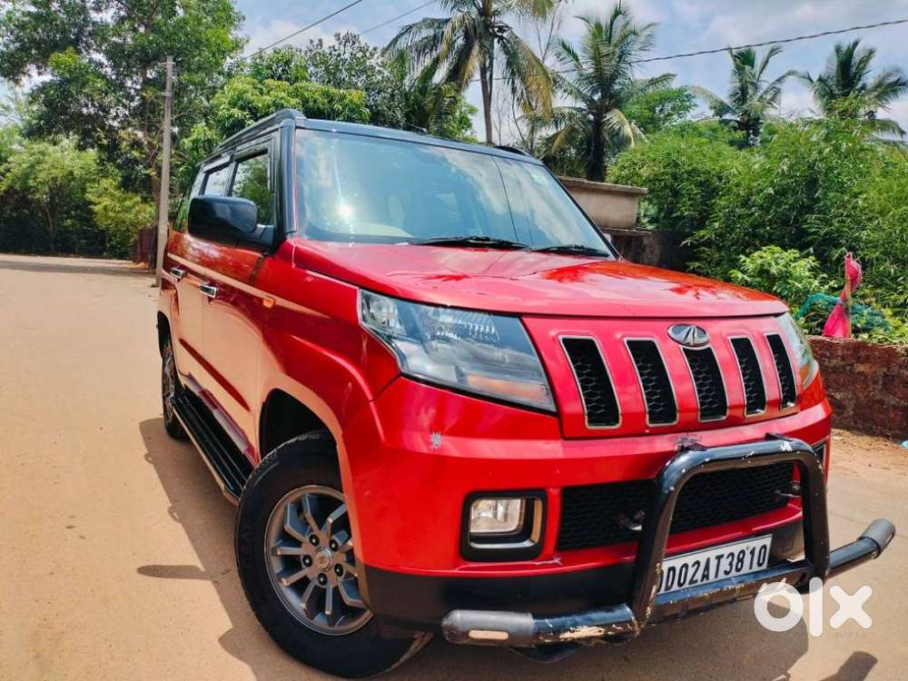 Mahindra Tuv 300 1.5 T10 (o) Amt, 2018, Diesel