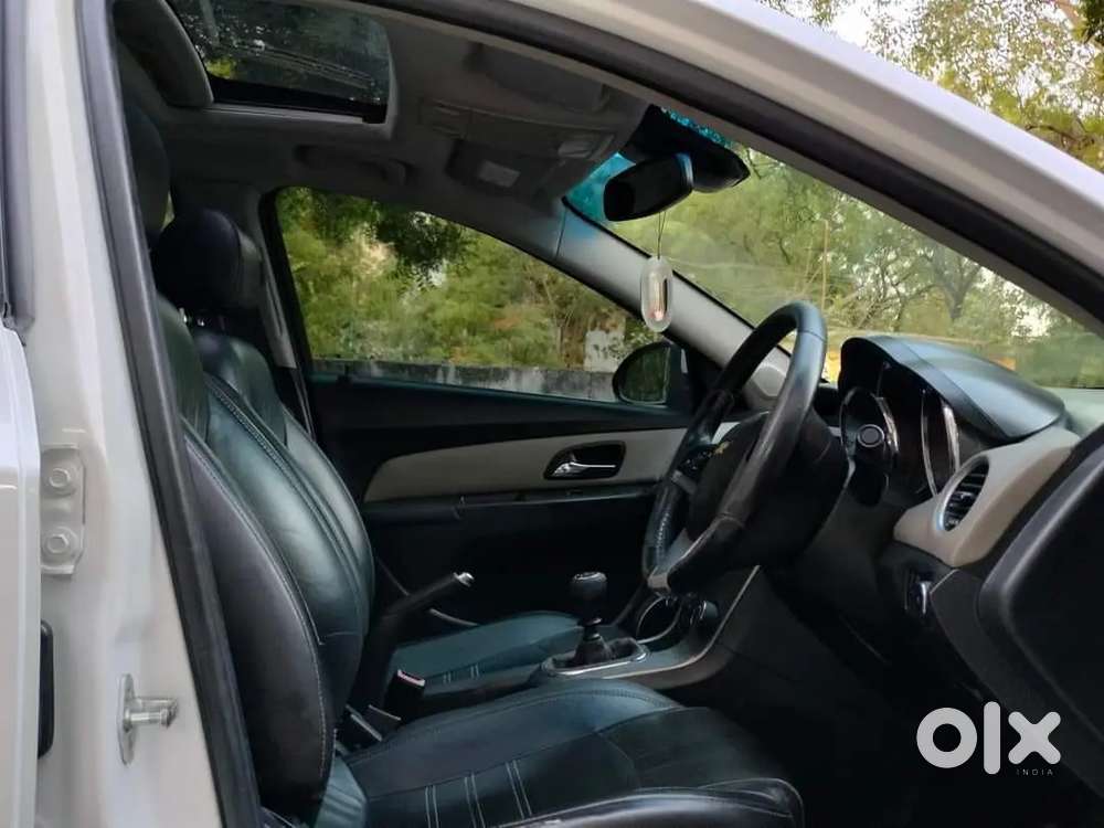 Chevrolet Cruze 2015 Diesel 82000 Km Driven