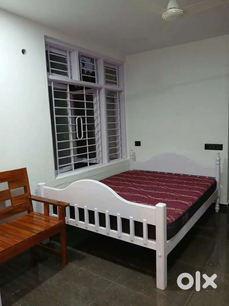 1BHK in Vazhakkala