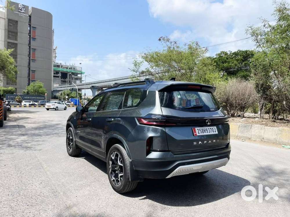 Tata Safari Accomplished X Plus 7 Str Stealth Edition At, 2025, Dies..