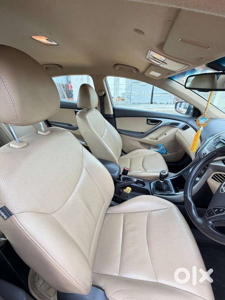 Hyundai Elantra 2013 78000 Kilometer Driven Well Maintainted