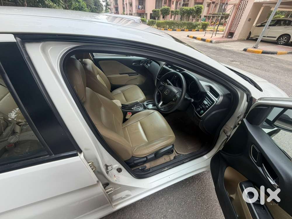 Honda City V Petrol Dec-2018