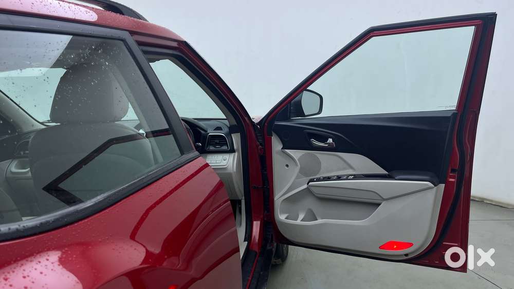 Mahindra Xuv300 W8 Option Diesel, 2020, Diesel