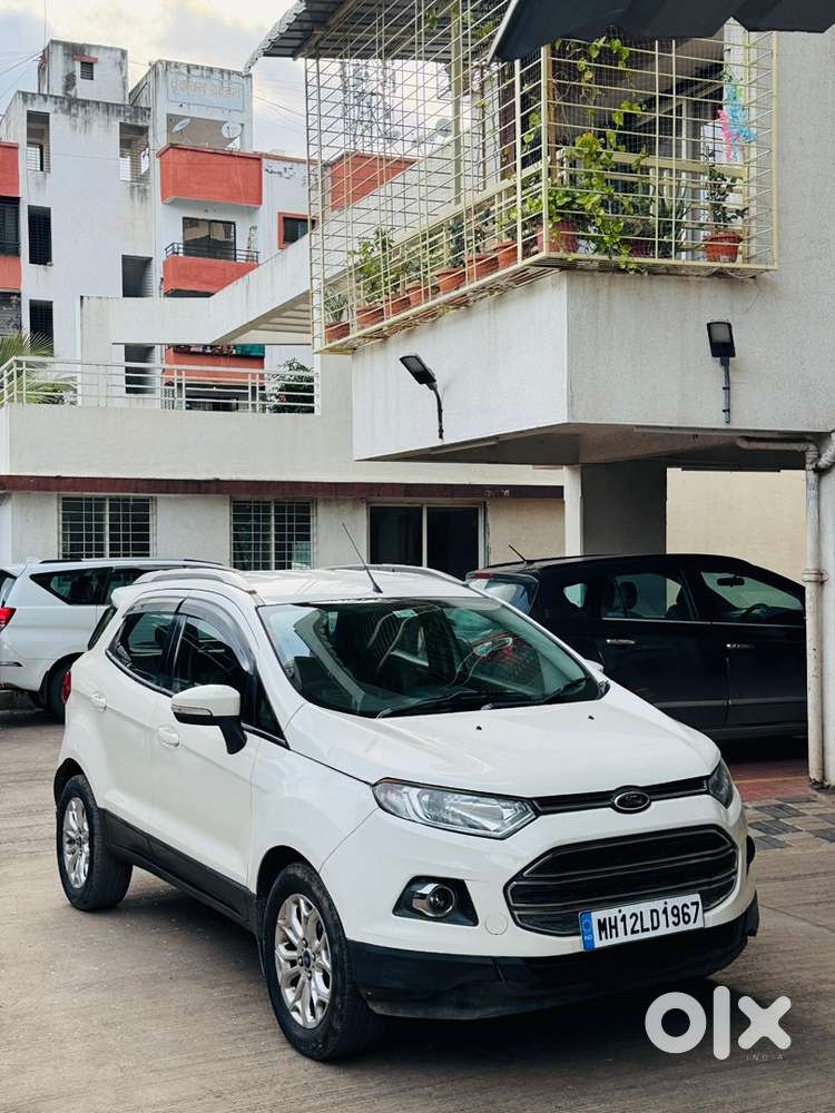 Ford Ecosport Titanium Petrol Automatic 2015 2nd Owner 77348 Km 325000