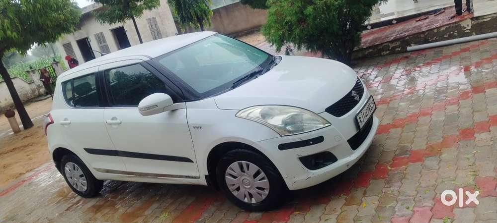 Maruti Suzuki Swift Vxi 2013