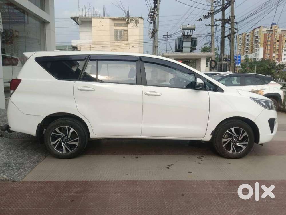 Toyota Innova Crysta 2.4 G Mt 7 Str, 2021, Diesel