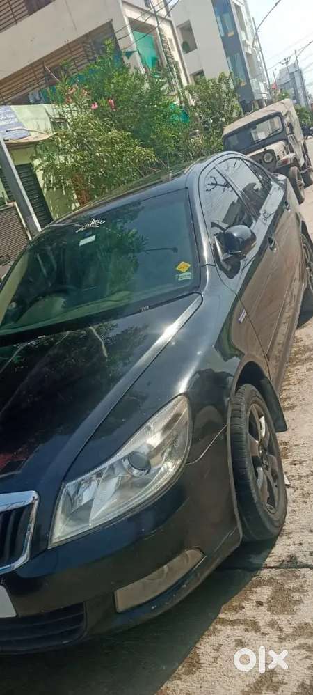 Skoda Laura 2009 Diesel 220000 Km Driven Automatic