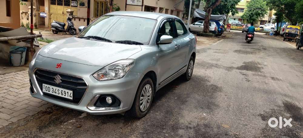 Maruti Suzuki Dzire 1.2 Vxi, 2023, Petrol