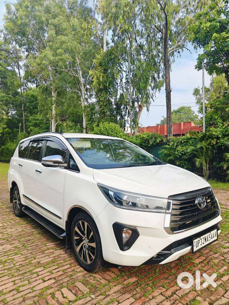 Toyota Innova Crysta Zx 2.4 Diesel 7 Seater, 2022, Diesel