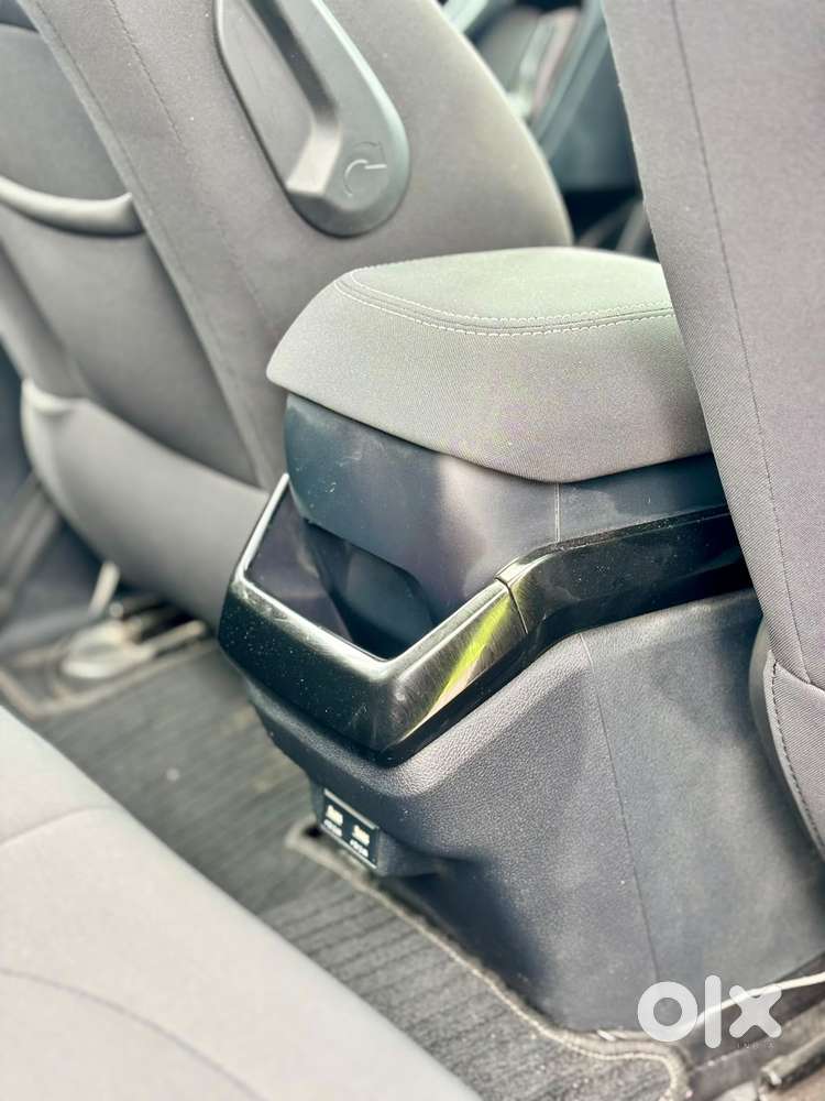 Tata Safari 2.0 Kryotec Xt Plus Dark Edition, 2023, Diesel