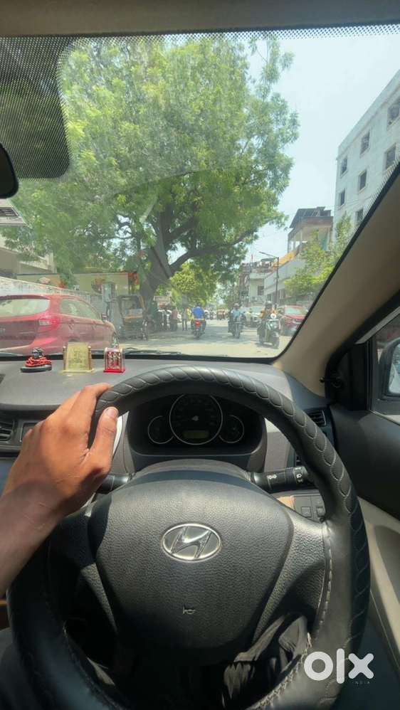 Hyundai Eon Magna Plus