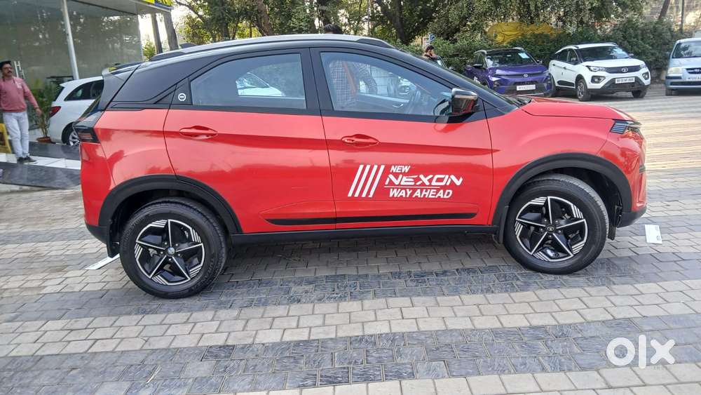 Tata Nexon Fearless Plus S 1.2 Revotron Petrol 7 Dca  Dt, 2023, Petr..