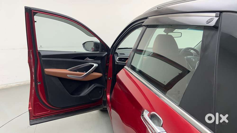 Mg Hector Plus 1.5 Sharp Turbo Cvt 6 Str, 2021, Petrol