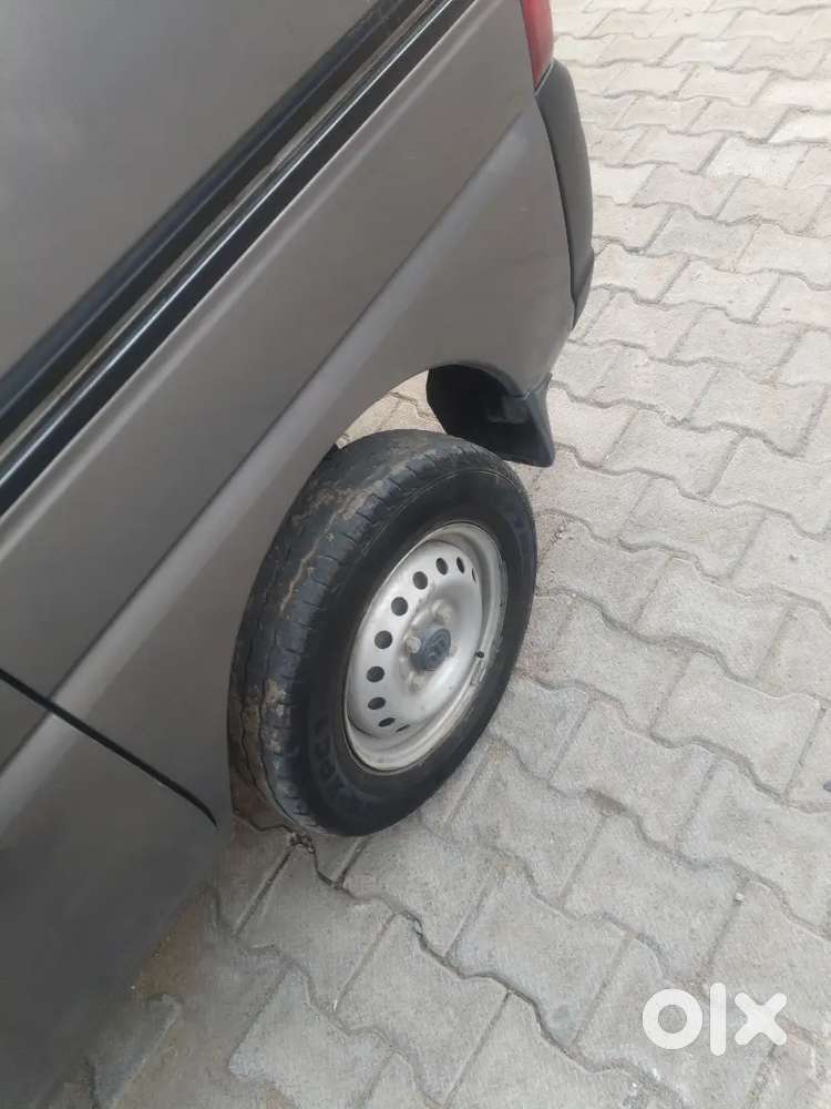 Maruti Suzuki Eeco 2023 Petrol 33000 Km Driven