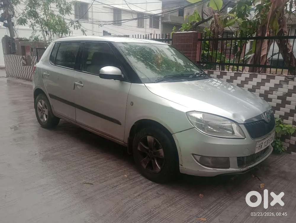 Skoda Fabia 2011 Petrol 120000 Km Driven