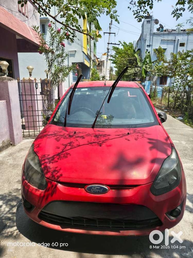 Ford Figo 1.2 Zxi Diesel (2010) &ndash; ₹1,95,000 (negotiable)