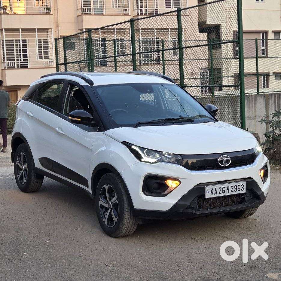 Tata Nexon 1.5 Revotorq Xm (s), 2021, Diesel