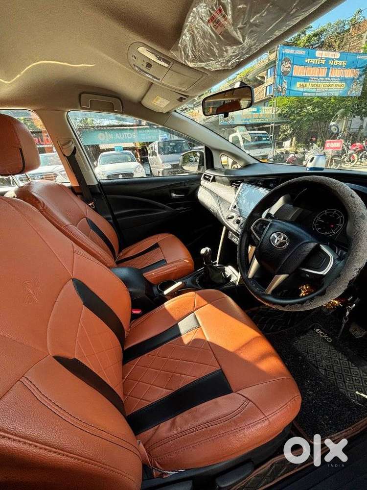 Toyota Innova Crysta 2.4 G Mt 8s, 2023, Diesel